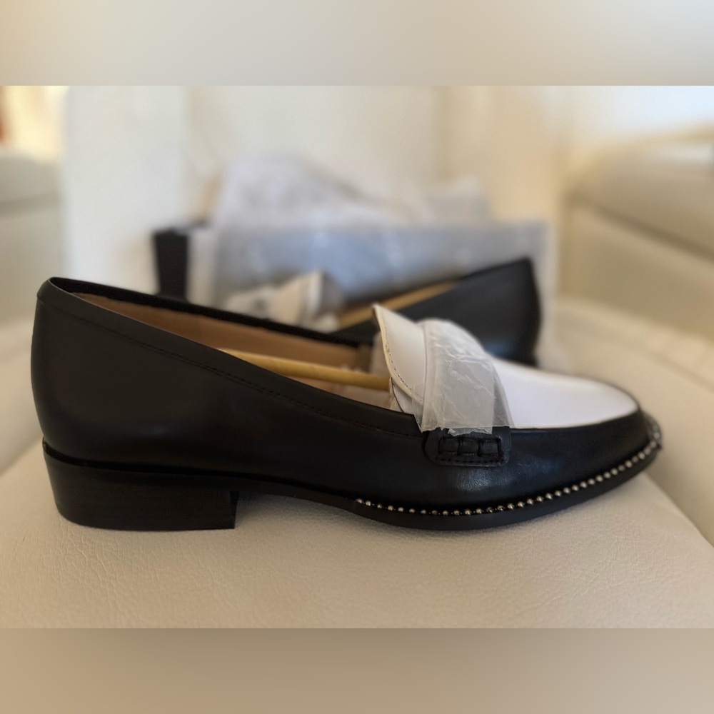 COACH NELLI LOAFER - Picture 2 of 10